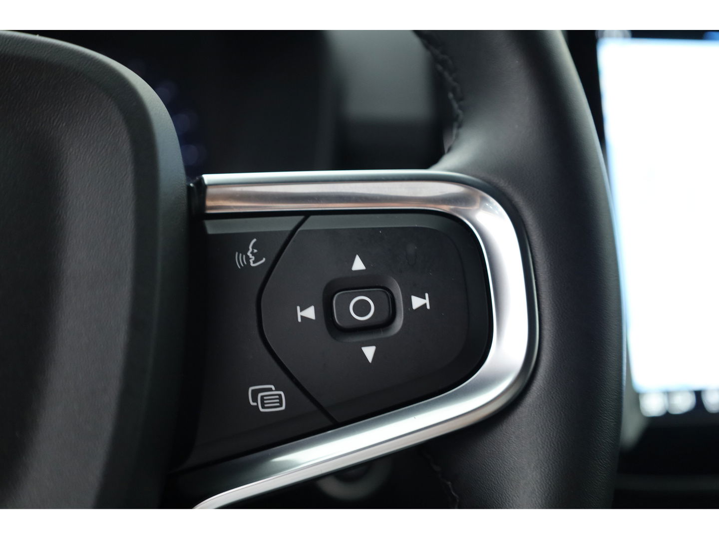 Volvo XC40 2.0 B3 Plus Black Edition 360 camera, Blis, ACC, Pixel LED