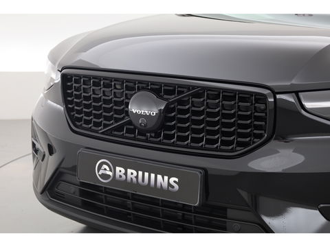 Volvo XC40 2.0 B3 Plus Black Edition 360 camera, Blis, ACC, Pixel LED