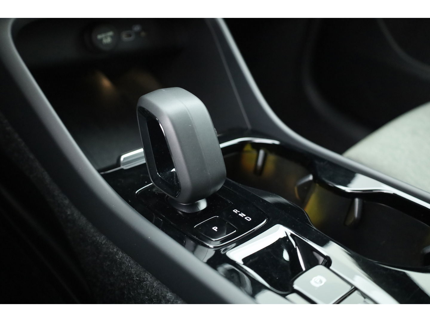 Volvo XC40 2.0 B3 Plus Black Edition 360 camera, Blis, ACC, Pixel LED