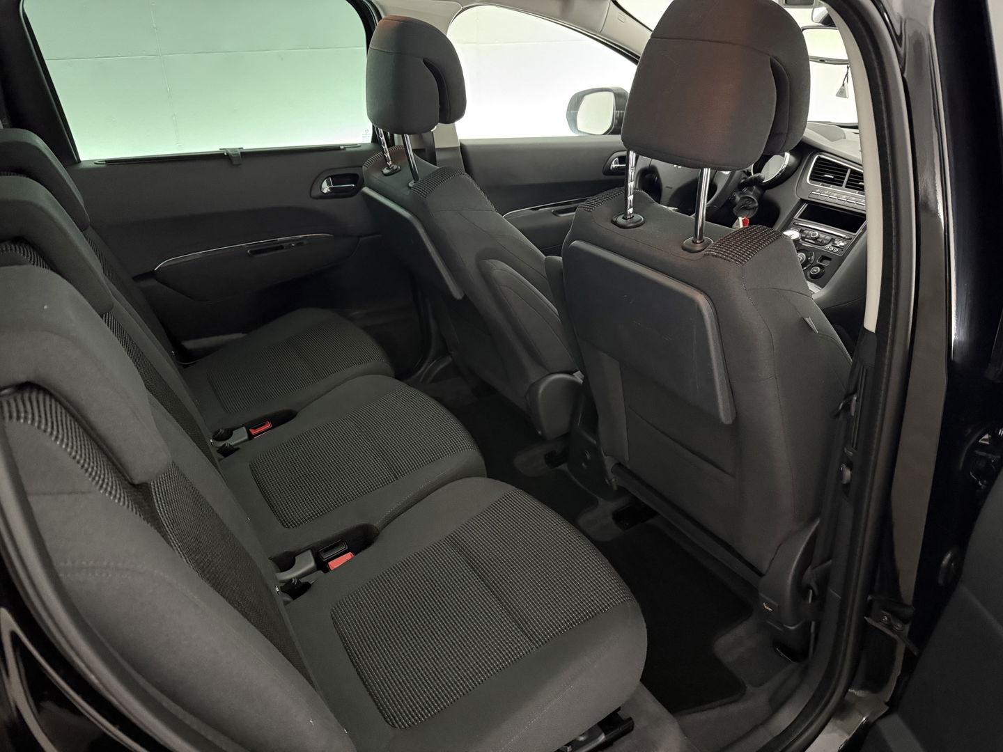 Peugeot 5008 1.6 THP Allure | Pano | HuD | Camera | LED | Cruise | Navi | NAP