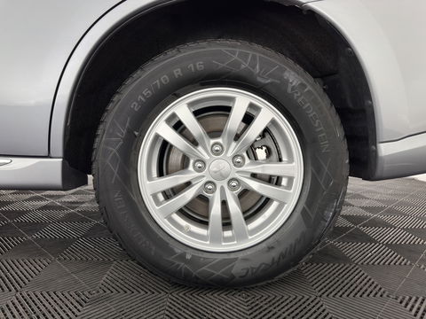 Mitsubishi Outlander 2.0 PHEV Pure (INCL.BTW) Aut. *LEATHER-MICROFIBRE | COMFORTSEATS | CARPLAY | CAMERA | DAB+ | KEYLESS | PRIVACY-GLASS | SHFT-PADDLES | TOWBAR | 16''ALU*