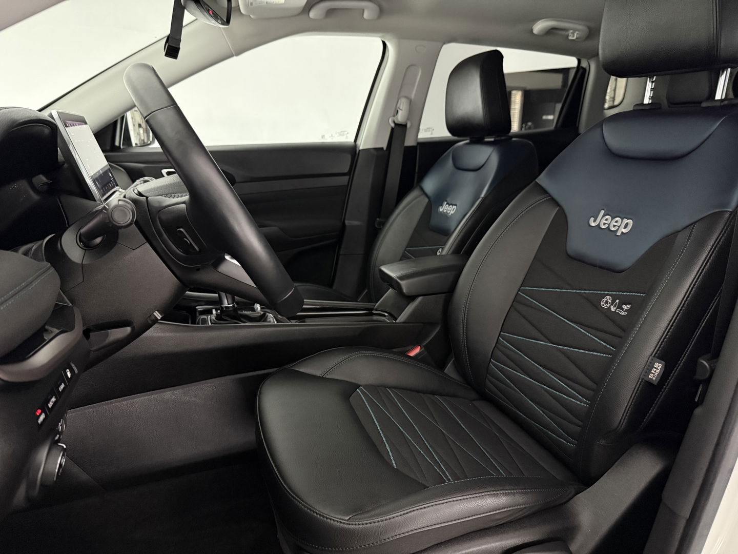 Jeep Compass 4xe 240PK Plug-in Hybrid Electric Upland | Virtual | Adap. Cruise | Stoel/ Stuur verwarmd | Keyless | Camera | Carplay