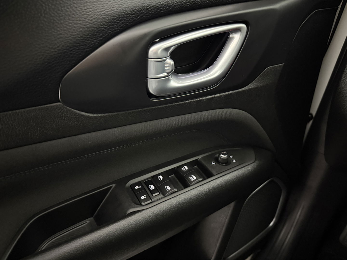 Jeep Compass 1.3 T4 PHEV 4xE 240PK Upland | Virtual | Adap. Cruise | Stoel/ Stuur verwarmd | Keyless | Camera | Carplay