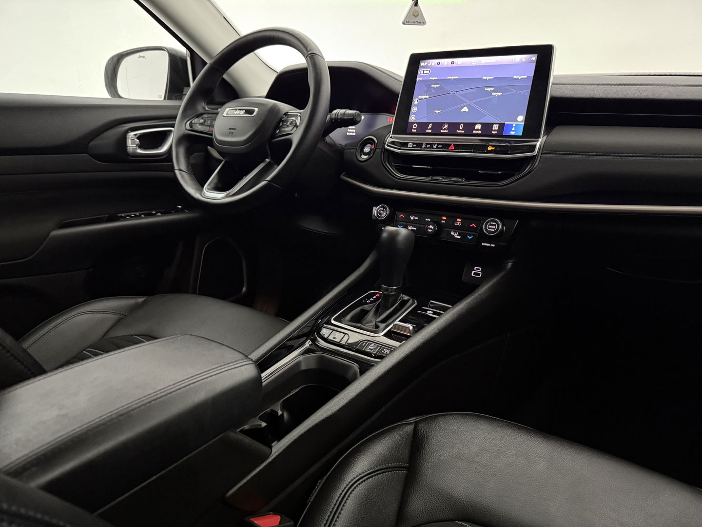 Jeep Compass 1.3 T4 PHEV 4xE 240PK Upland | Virtual | Adap. Cruise | Stoel/ Stuur verwarmd | Keyless | Camera | Carplay