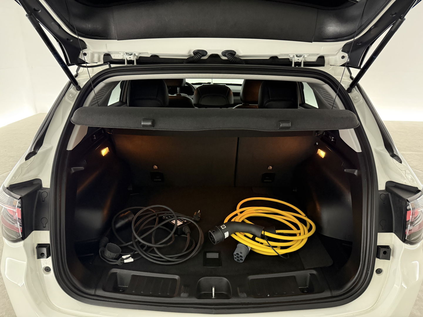 Jeep Compass 1.3 T4 PHEV 4xE 240PK Upland | Virtual | Adap. Cruise | Stoel/ Stuur verwarmd | Keyless | Camera | Carplay