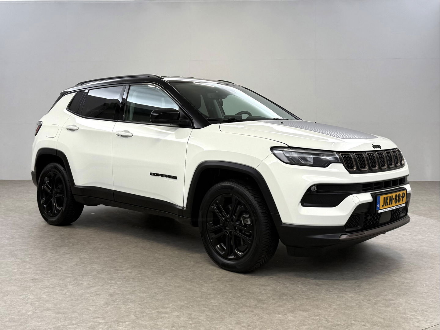 Jeep Compass 4xe 240PK Plug-in Hybrid Electric Upland | Virtual | Adap. Cruise | Stoel/ Stuur verwarmd | Keyless | Camera | Carplay