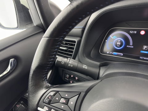 Nissan Leaf Acenta 40 kWh {SOH-90%} Aut. *ADAPTIVE-CRUISE | KEYLESS | NAVI-FULLMAP | BLIND-SPOT | DAB+ | PDC | COMFORTSEATS | DIGI-COCKPIT | PRIVACY-GLASS | 17"ALU