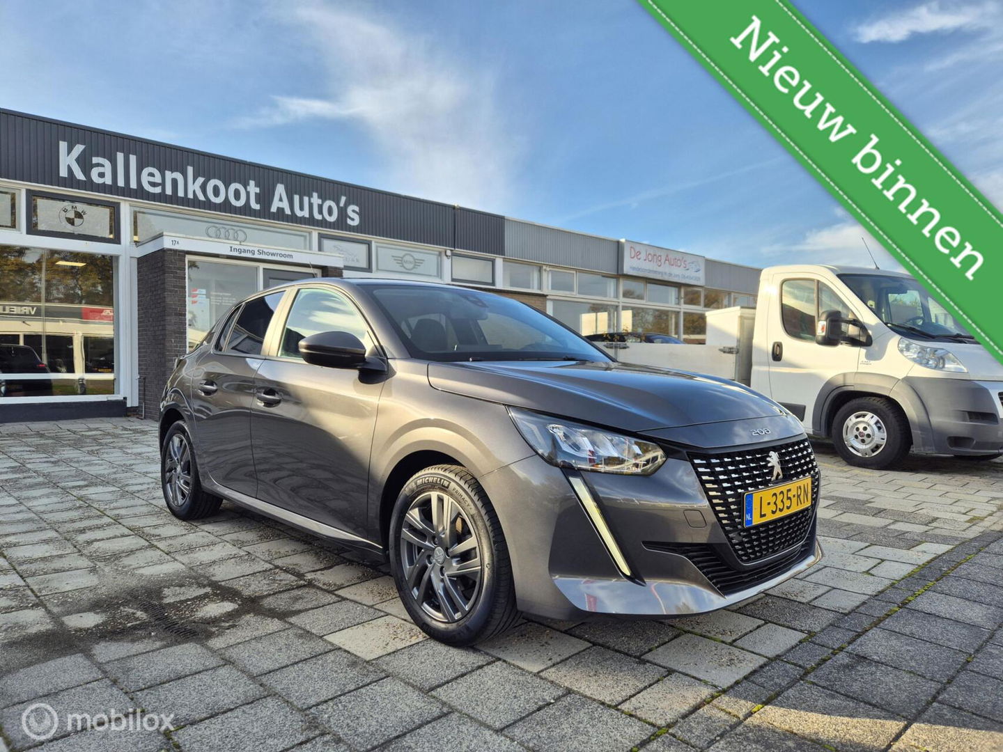 Peugeot 208 1.2 PureTech Blue Lease Active, Trekhaak, Navi