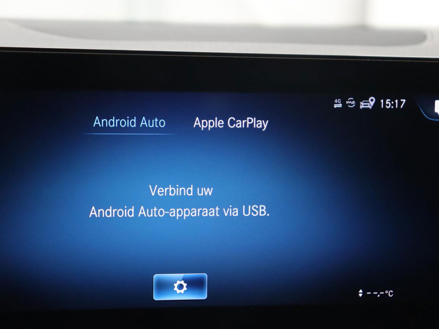 Mercedes-Benz A-Klasse 250e AMG Limited | Carplay | Stoelverwarming | Camera | Leder/Alcantara | Navigatie | Park Assist | Sfeerverlichting | Full LED | Climate control | Widescreen | Cruise control | PHEV | Plug In