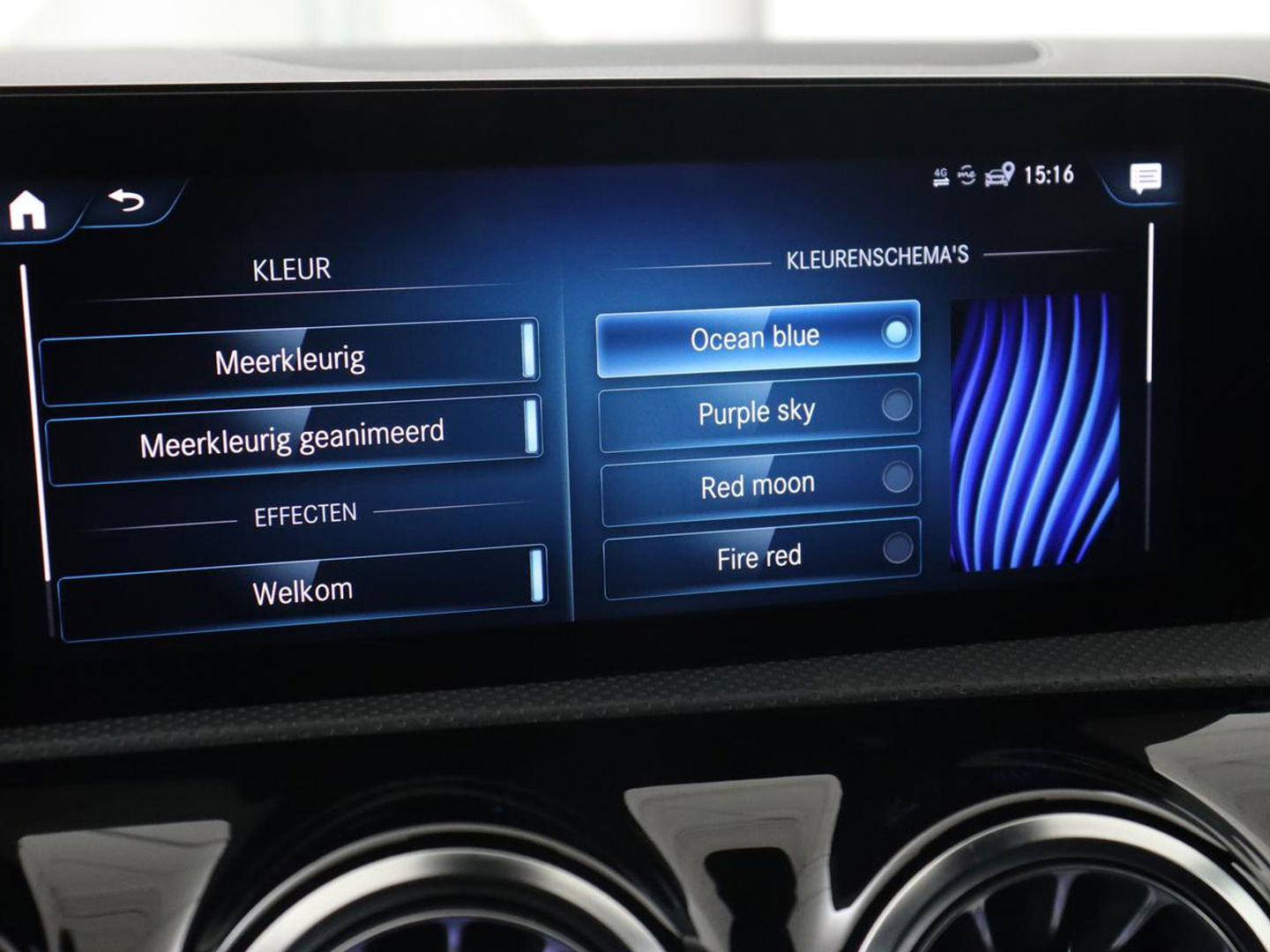 Mercedes-Benz A-Klasse 250e AMG Limited | Carplay | Stoelverwarming | Camera | Leder/Alcantara | Navigatie | Park Assist | Sfeerverlichting | Full LED | Climate control | Widescreen | Cruise control | PHEV | Plug In