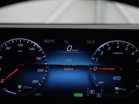 Mercedes-Benz A-Klasse 250e AMG Limited | Carplay | Stoelverwarming | Camera | Leder/Alcantara | Navigatie | Park Assist | Sfeerverlichting | Full LED | Climate control | Widescreen | Cruise control | PHEV | Plug In