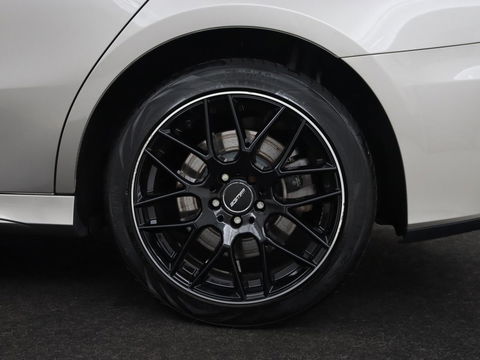 Mercedes-Benz A-Klasse 250e AMG Limited | Carplay | Stoelverwarming | Camera | Leder/Alcantara | Navigatie | Park Assist | Sfeerverlichting | Full LED | Climate control | Widescreen | Cruise control | PHEV | Plug In