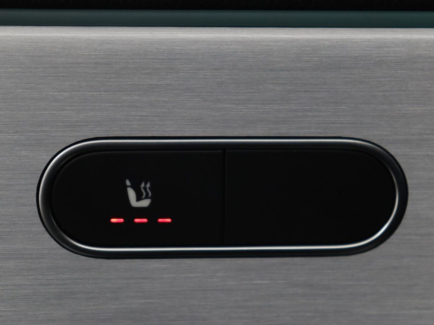 Mercedes-Benz A-Klasse 250e AMG Limited | Carplay | Stoelverwarming | Camera | Leder/Alcantara | Navigatie | Park Assist | Sfeerverlichting | Full LED | Climate control | Widescreen | Cruise control | PHEV | Plug In