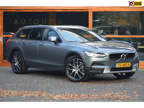 Volvo V90 Cross Country D4 AWD Polestar Engineerd | Adaptive Cruise | Trekhaak 2400KG | Stoelverwarming | Leer | VOC |