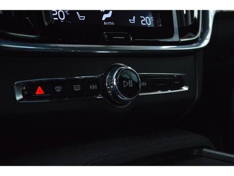 Volvo V90 Cross Country D4 AWD Polestar Engineerd | Adaptive Cruise | Trekhaak 2400KG | Stoelverwarming | Leer | VOC |
