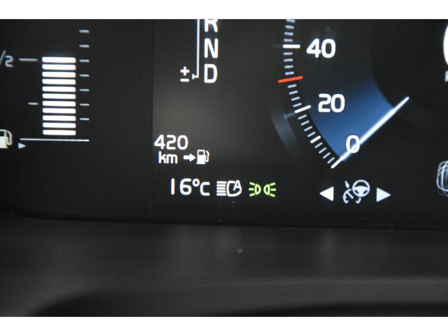 Volvo V90 Cross Country D4 AWD Polestar Engineerd | Adaptive Cruise | Trekhaak 2400KG | Stoelverwarming | Leer | VOC |