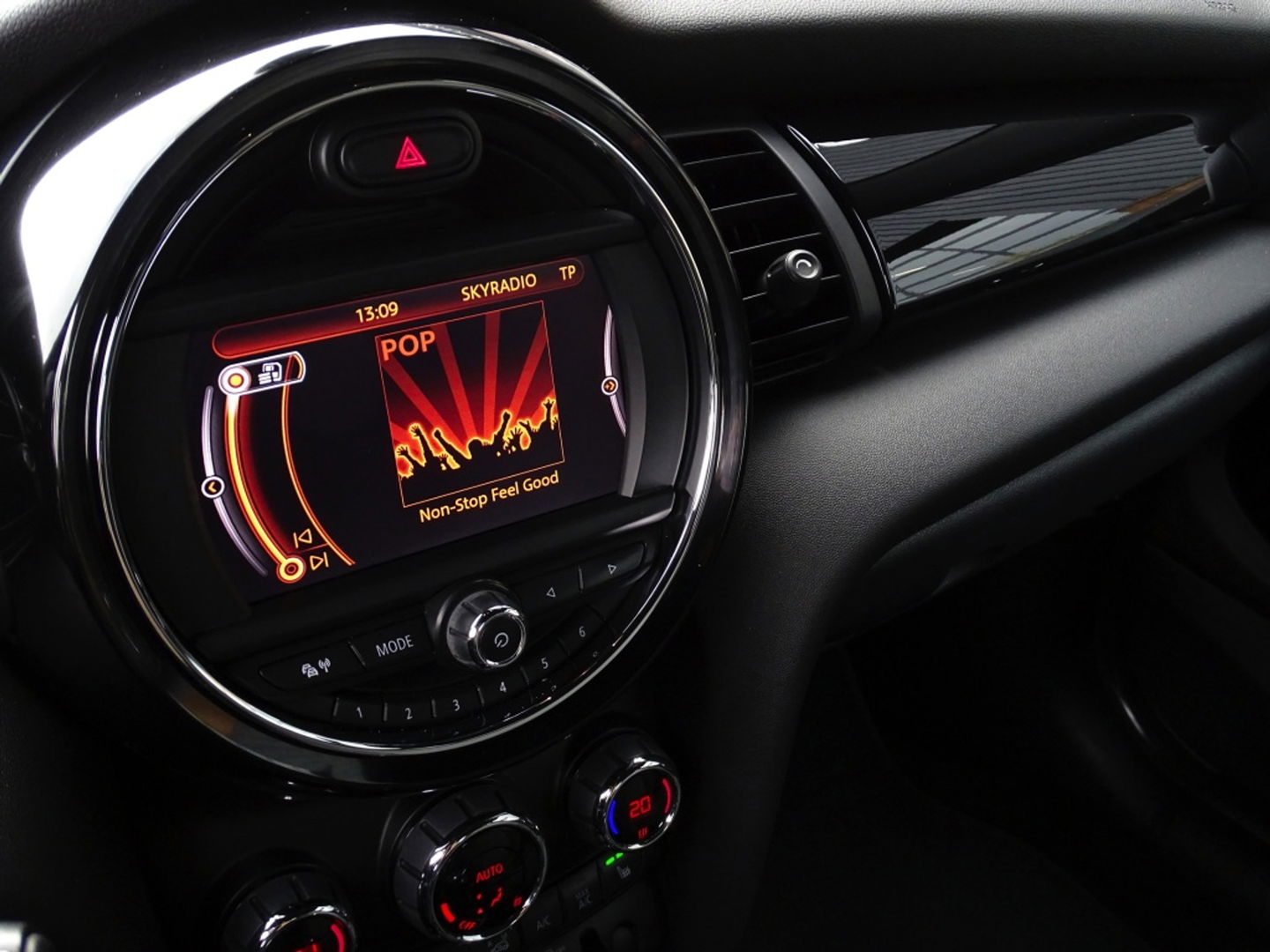 MINI Mini 1.2 102PK One Chili / luxe pakket / LED