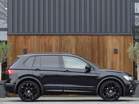 Volkswagen Tiguan 1.5 TSI 150PK automaat / Highline / R-line / LED *NAP*