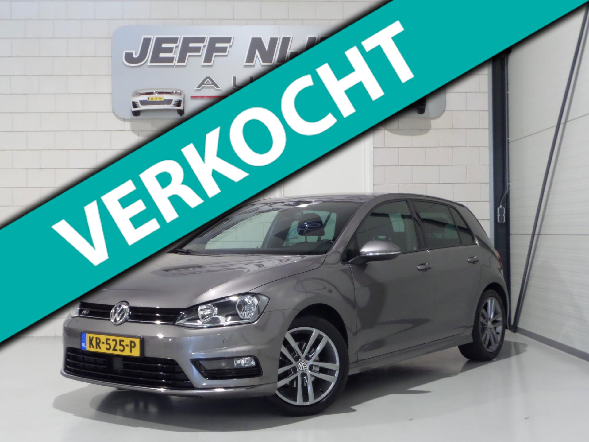 Volkswagen Golf 1.2 TSI Highline Edition R "2X R-line" Adaptive-Cruise Navigatie Bluetooth Parkeersensoren Dealer-onderhouden