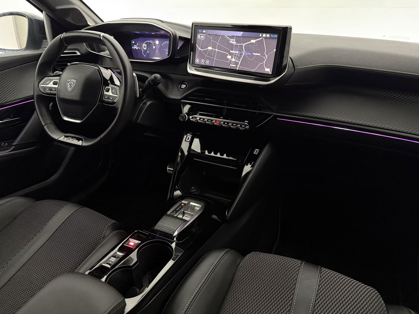 Peugeot 208 Hybrid 136PK e-DCS6 GT | 360° | Virtual | Sfeerverl. | Carplay | Adap. Cruise | Dodehoek