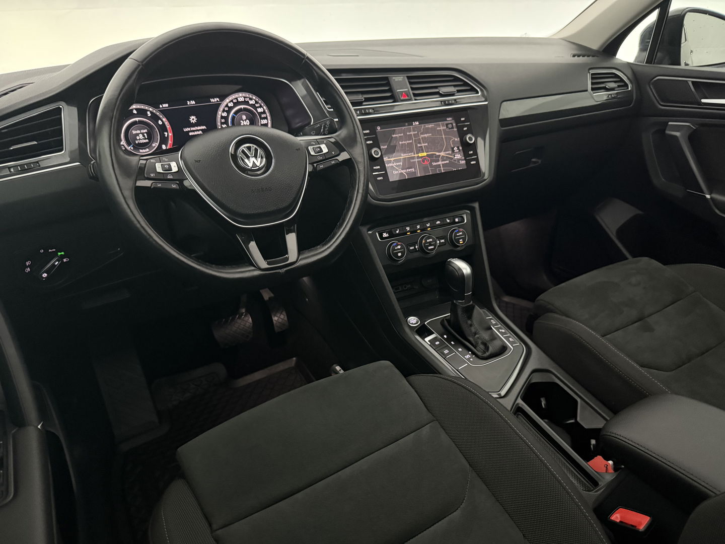 Volkswagen Tiguan Allspace 1.4 TSI 7p. | Pano | 360° | Virtual | Massage | Trekh. | Carplay | Adap. Cruise | Keyless