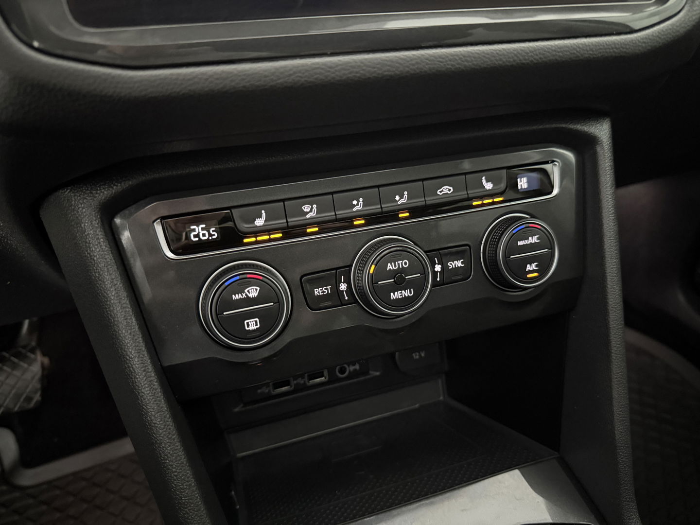 Volkswagen Tiguan Allspace 1.4 TSI 7p. | Pano | 360° | Virtual | Massage | Trekh. | Carplay | Adap. Cruise | Keyless