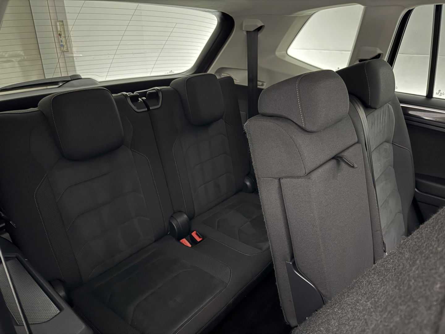 Volkswagen Tiguan Allspace 1.4 TSI 7p. | Pano | 360° | Virtual | Massage | Trekh. | Carplay | Adap. Cruise | Keyless