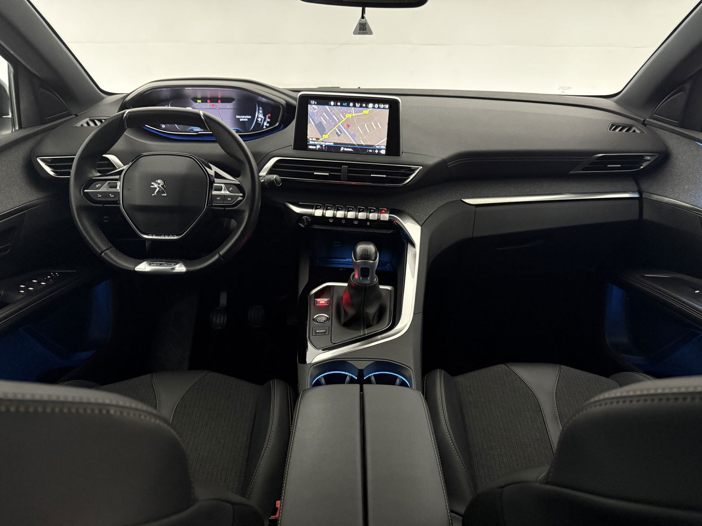 Peugeot 5008 1.2 PureTech GT-Line 7p | Pano | Sfeer | 360° | Virtual | Parkeersens. | Keyless | Dodehoek | NAP