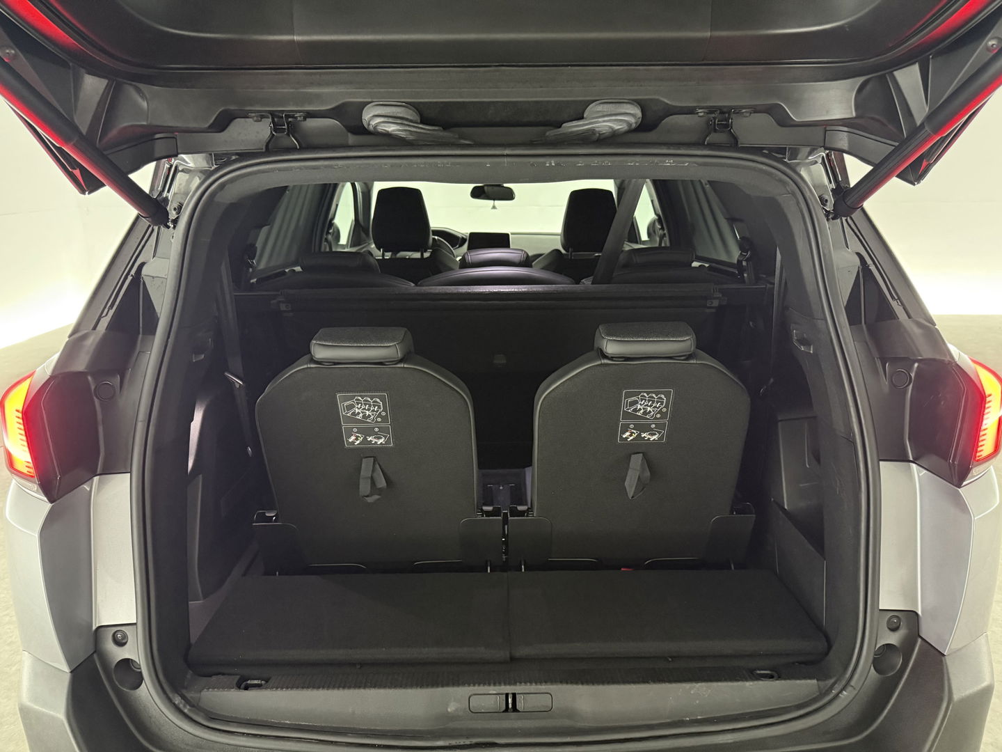 Peugeot 5008 1.2 PureTech GT-Line 7p | Pano | Sfeer | 360° | Virtual | Parkeersens. | Keyless | Dodehoek | NAP