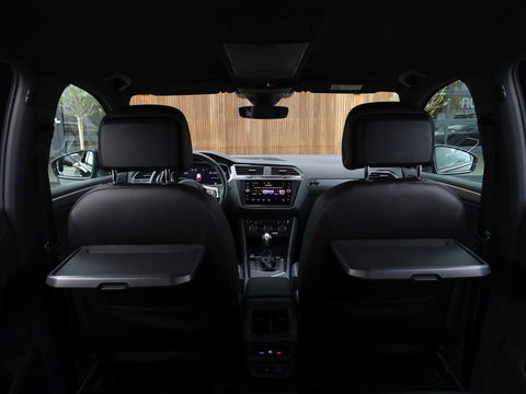 Volkswagen Tiguan 1.5 TSI 150PK automaat / Highline / R-line / LED *NAP*