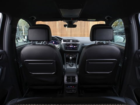 Volkswagen Tiguan 1.5 TSI 150PK automaat / Highline / R-line / LED *NAP*