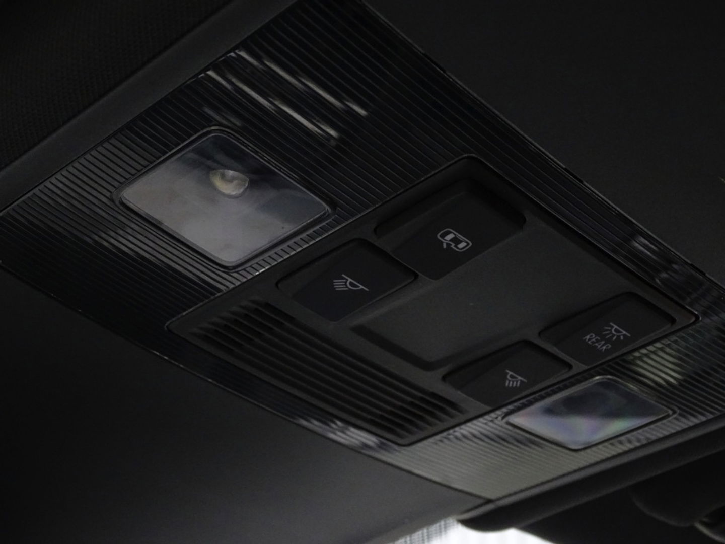 Volkswagen Tiguan 1.5 TSI 150PK automaat / Highline / R-line / LED *NAP*