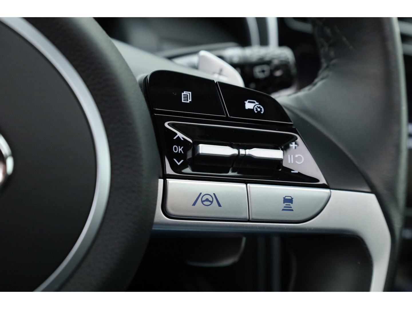 Hyundai Tucson 1.6 T-GDI PHEV 4WD | Pano | Adapt. Cruise | CarPlay | Stoel-Stuurverw. | All Season | Trekhaak