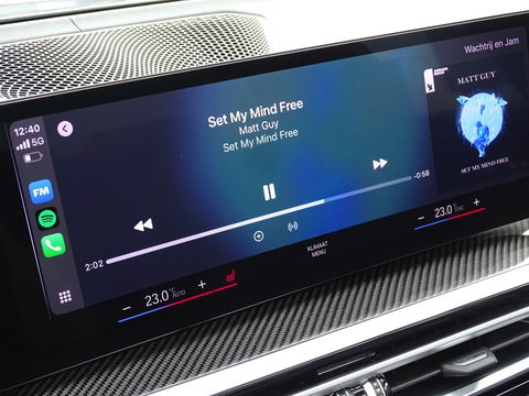 BMW 3-serie 330e 292PK M-Sport / Frozen Grey / Carbon / Harman Kardon / Head