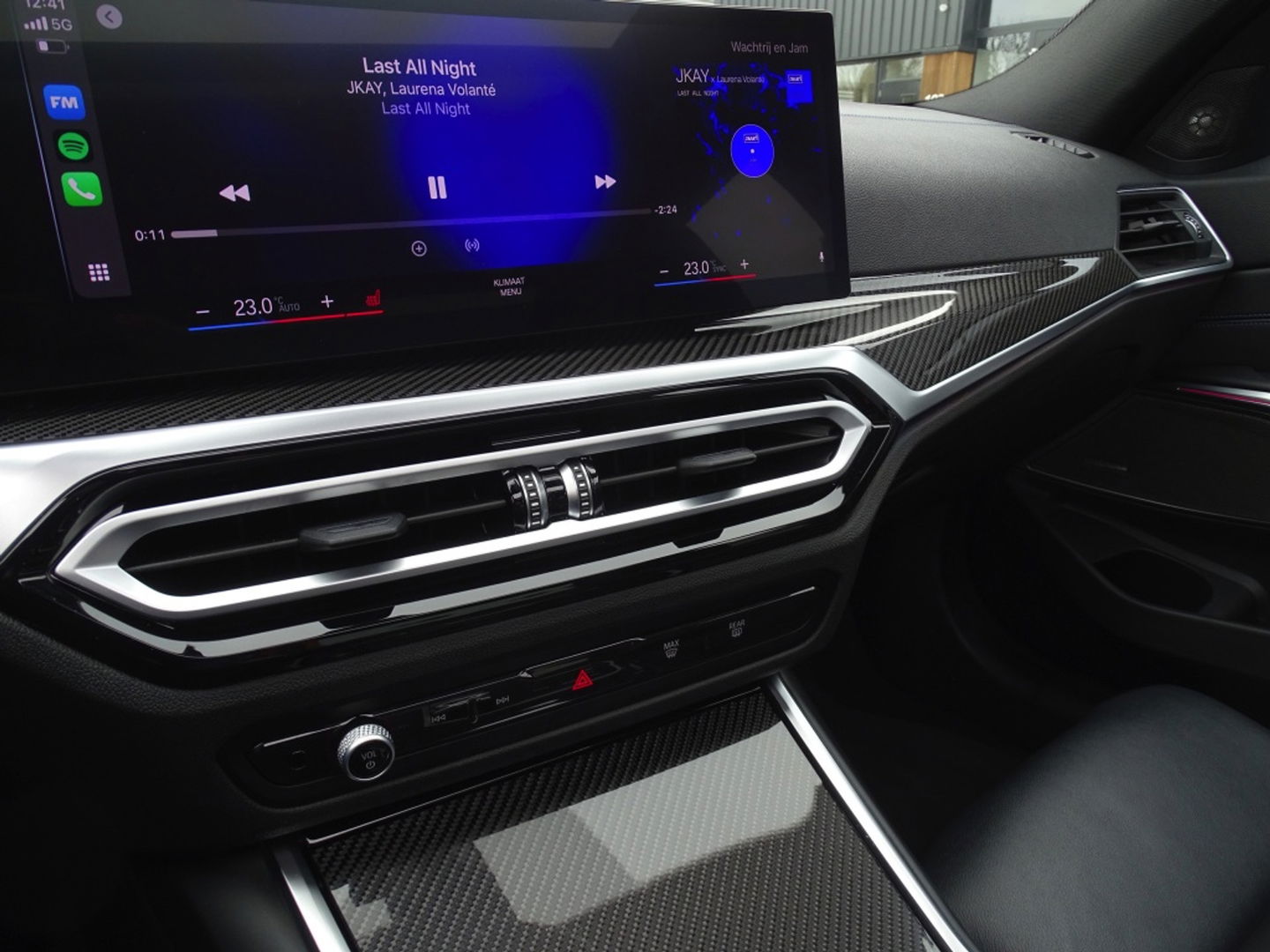 BMW 3-serie 330e 292PK M-Sport / Frozen Grey / Carbon / Harman Kardon / Head