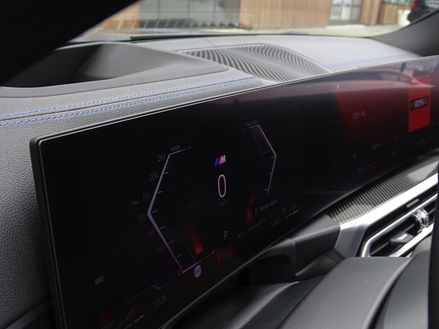 BMW 3-serie 330e 292PK M-Sport / Frozen Grey / Carbon / Harman Kardon / Head