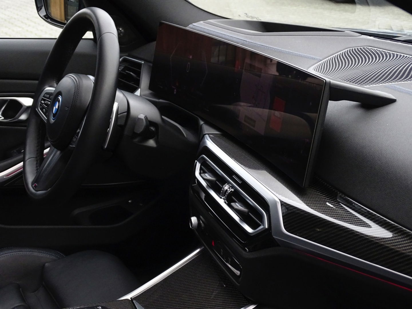 BMW 3-serie 330e 292PK M-Sport / Frozen Grey / Carbon / Harman Kardon / Head