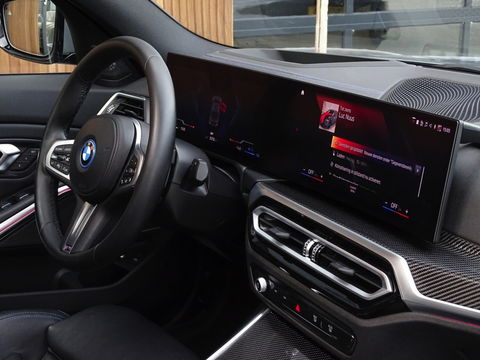 BMW 3-serie 330e 292PK M-Sport / Frozen Grey / Carbon / Harman Kardon / Head