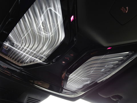 BMW 3-serie 330e 292PK M-Sport / Frozen Grey / Carbon / Harman Kardon / Head