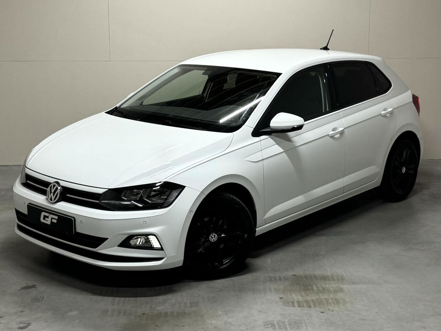 Volkswagen Polo 1.0 TSI R-line 15" DSG Carplay ACC PDC NAP