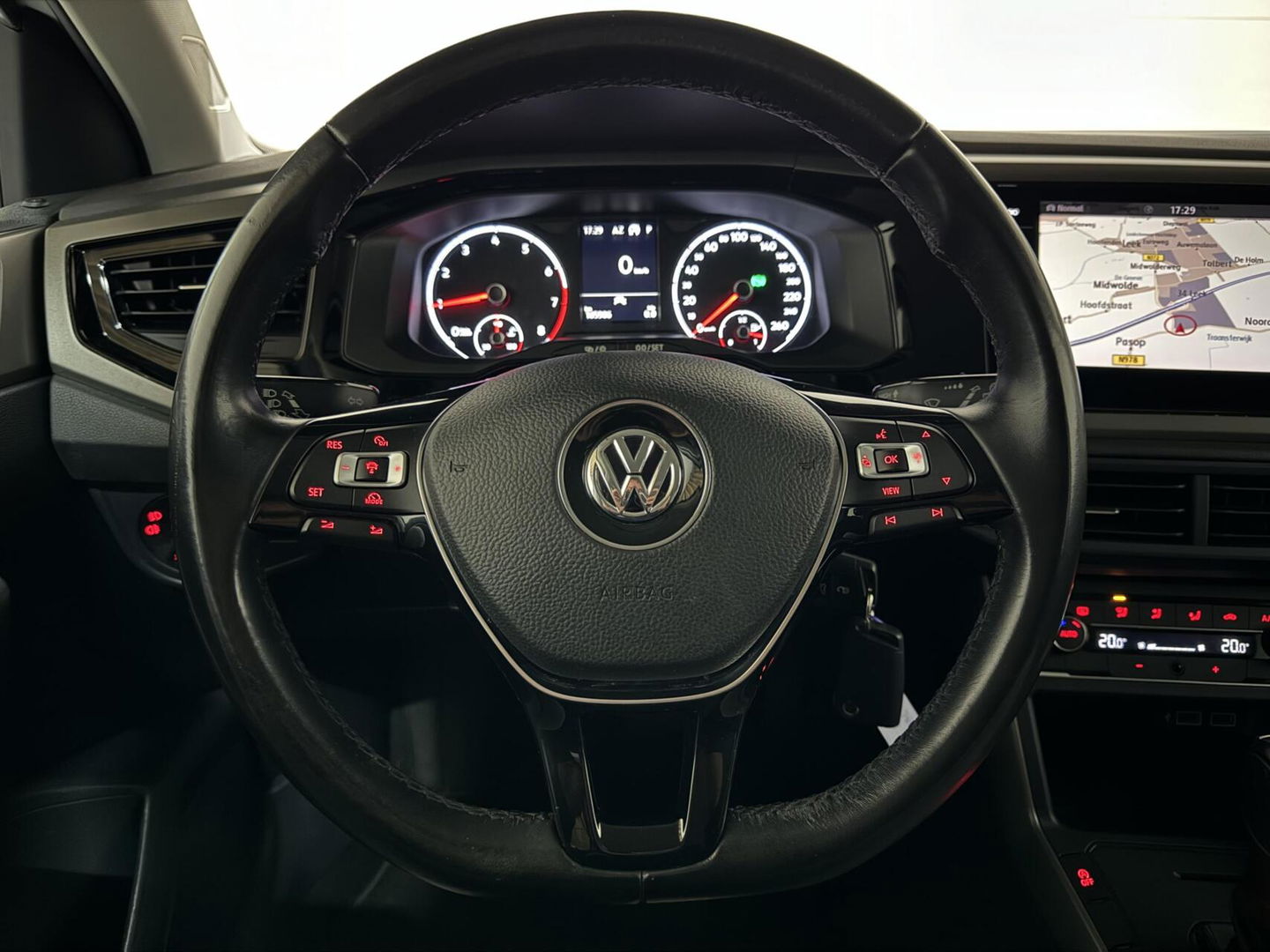 Volkswagen Polo 1.0 TSI R-line 15" DSG Carplay ACC PDC NAP