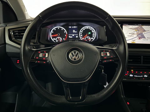 Volkswagen Polo 1.0 TSI R-line 15" DSG Carplay ACC PDC NAP