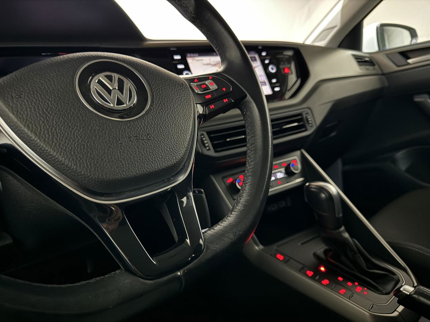 Volkswagen Polo 1.0 TSI R-line 15" DSG Carplay ACC PDC NAP