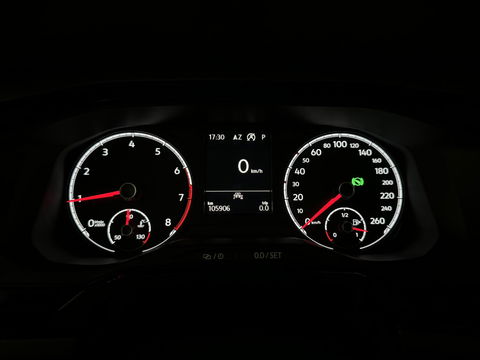 Volkswagen Polo 1.0 TSI R-line 15" DSG Carplay ACC PDC NAP