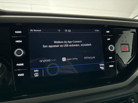 Volkswagen Polo 1.0 TSI R-line 15" DSG Carplay ACC PDC NAP