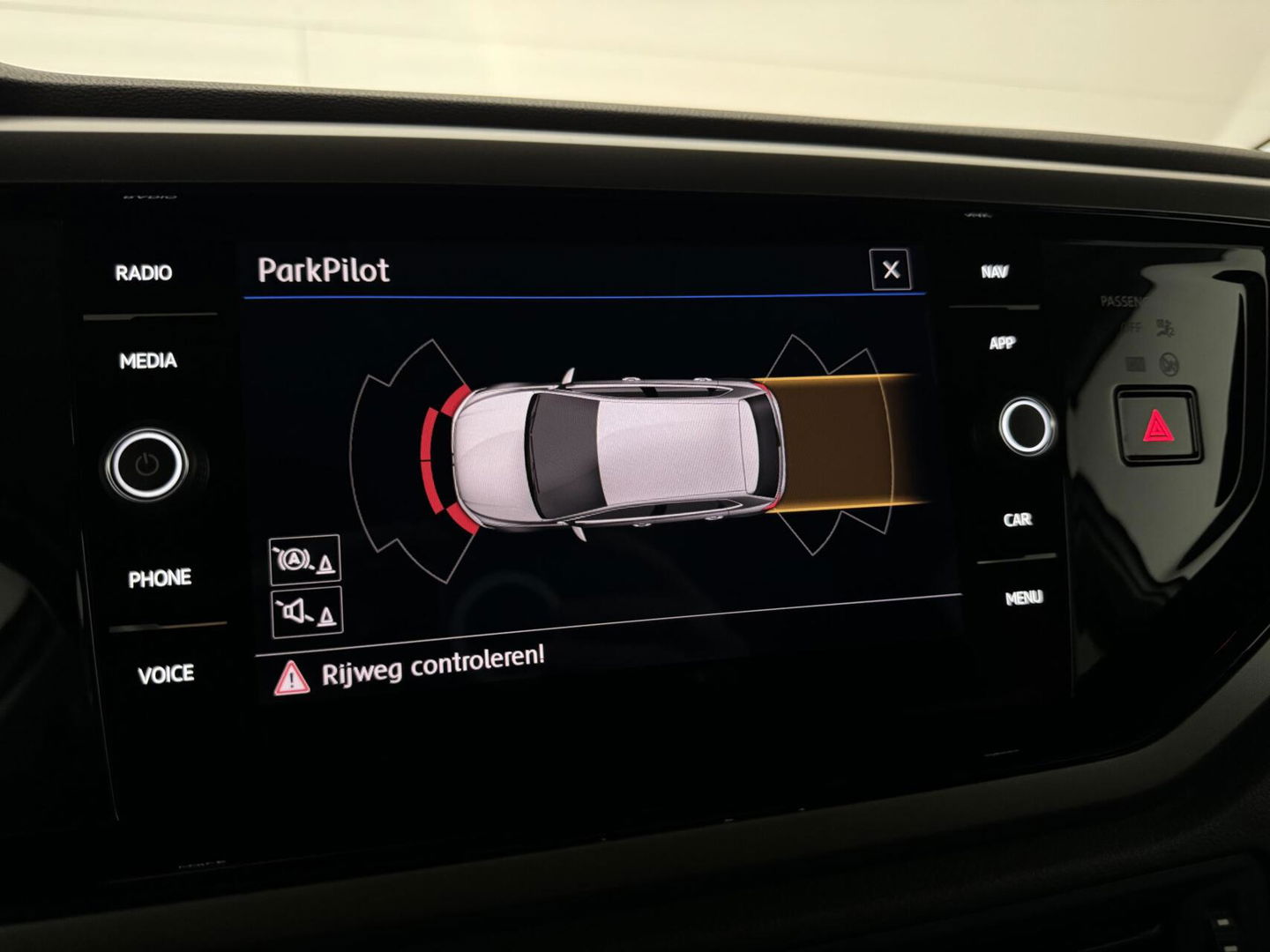 Volkswagen Polo 1.0 TSI R-line 15" DSG Carplay ACC PDC NAP