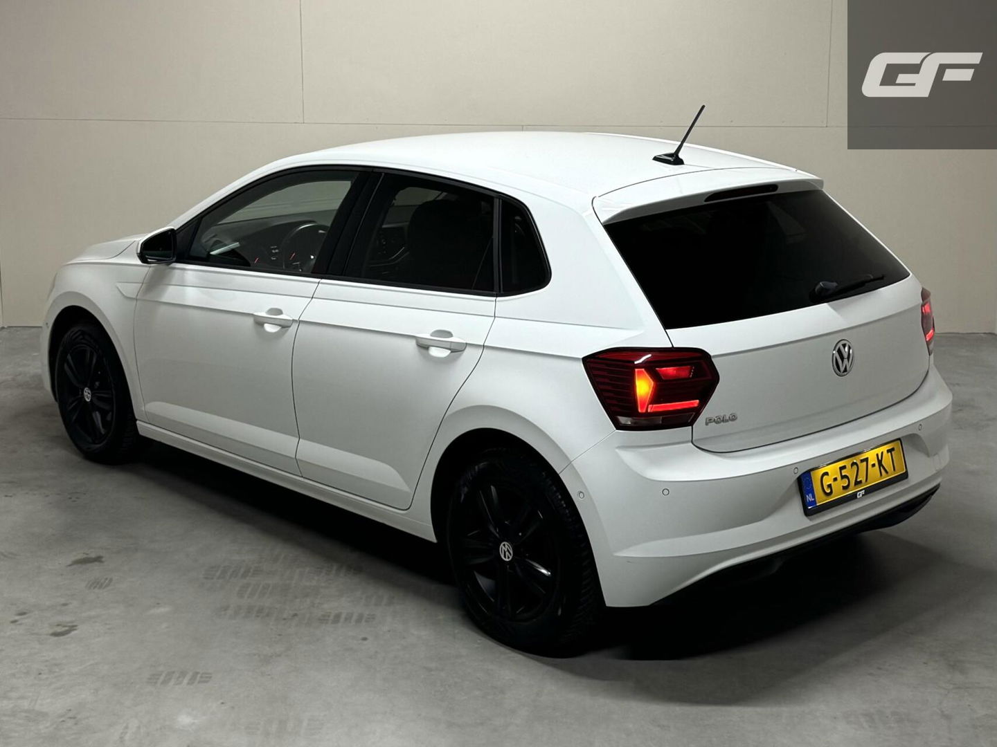 Volkswagen Polo 1.0 TSI R-line 15" DSG Carplay ACC PDC NAP