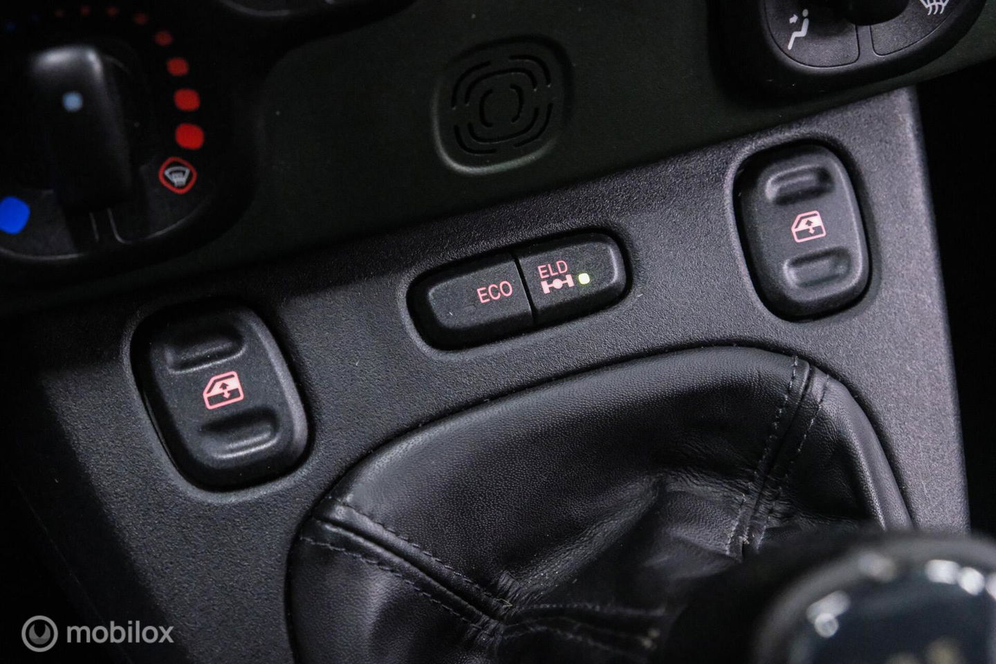 Fiat Panda 0.9 TwinAir 4x4 Climbing |Electronic diff lock | NAP NL auto | Airco |