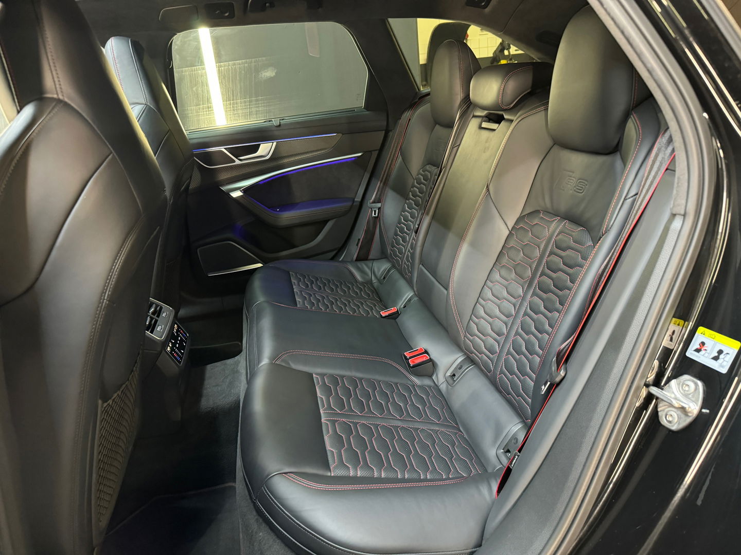 Audi RS6 4.0 TFSI quattro Pano|Dynamic+|Ceramic|B&O 3D|Carbon