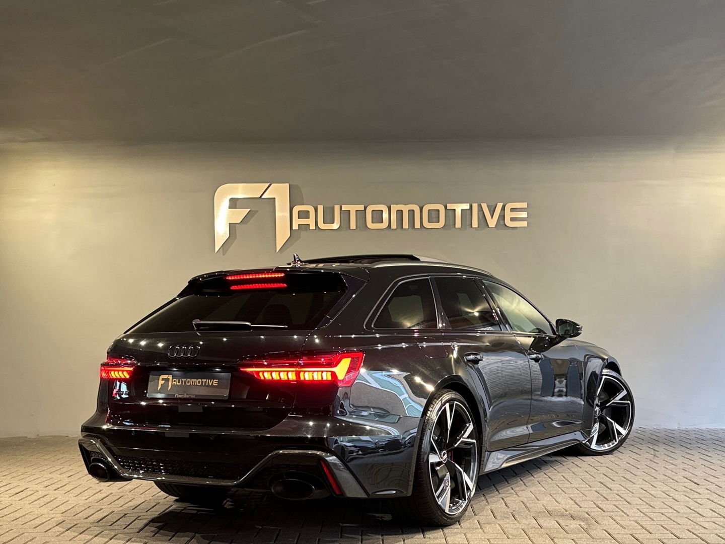 Audi RS6 4.0 TFSI quattro Pano|Dynamic+|Ceramic|B&O 3D|Carbon